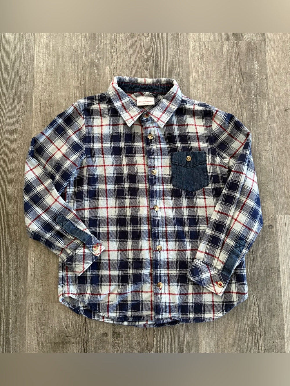 Hanna Andersson Plaid Button-Down Shirt with Chest Pocket. Boys 6-7 yrs